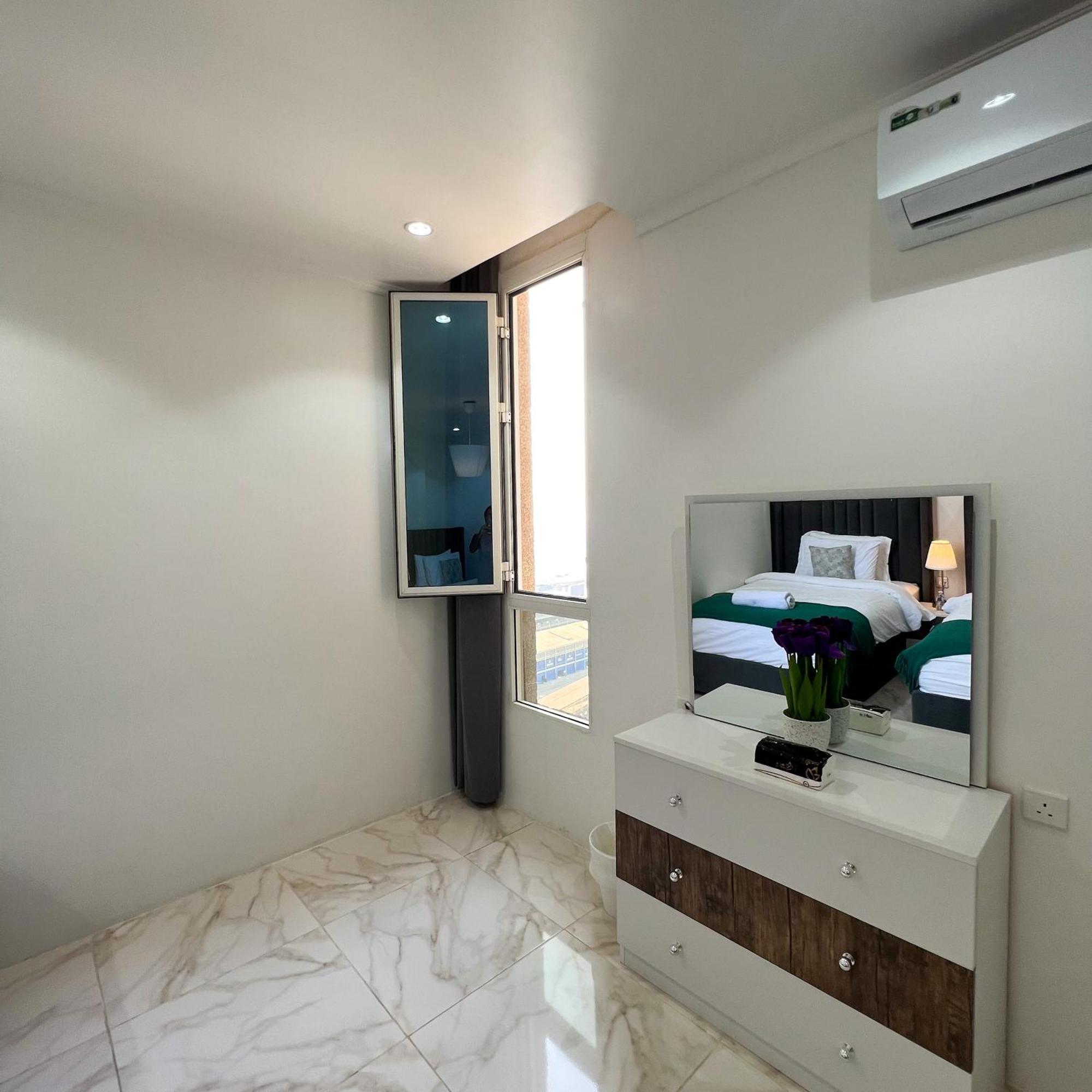 Almasarat Tower Sea View Apartment Jeddah